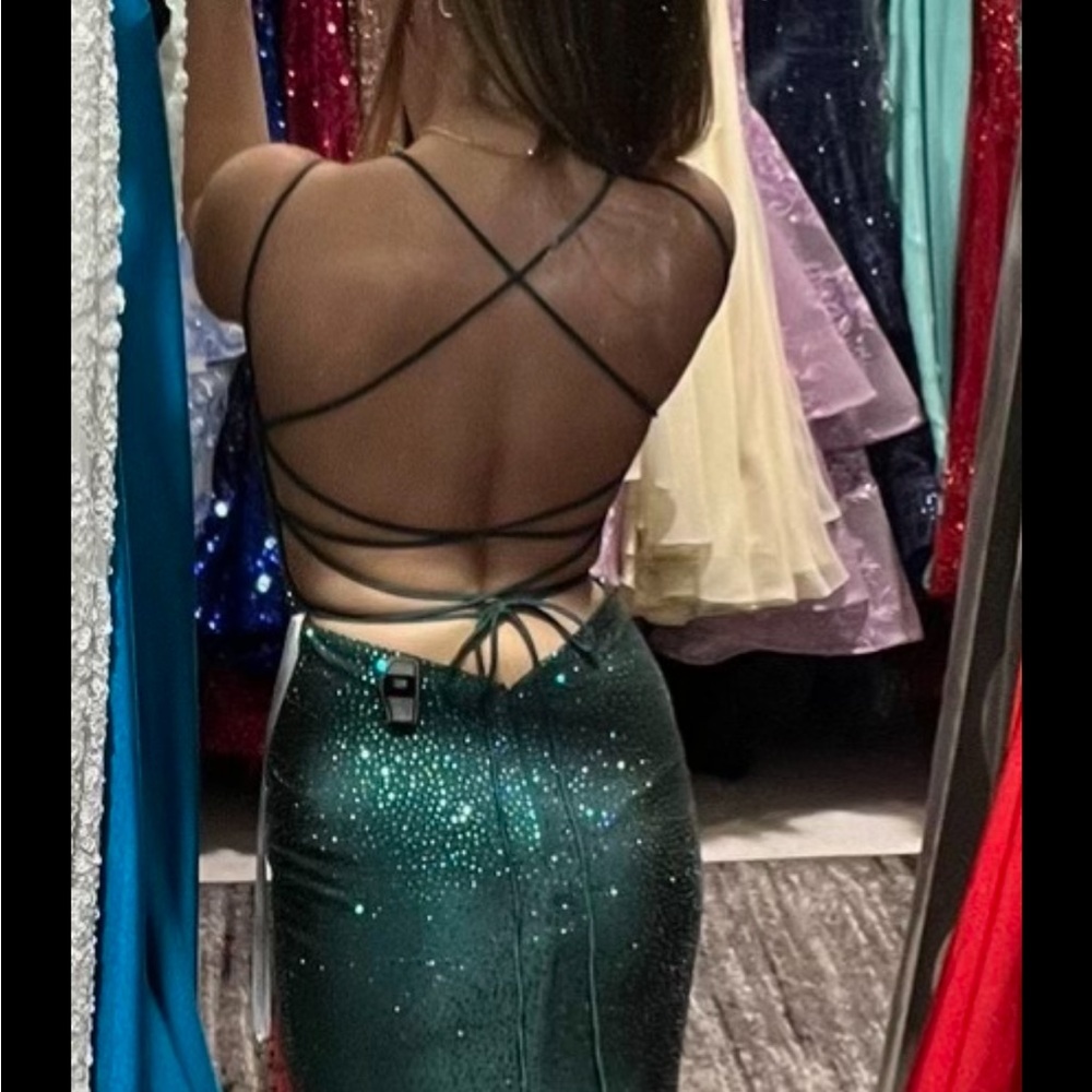 AMARRA Beautiful Emerald Prom Dress